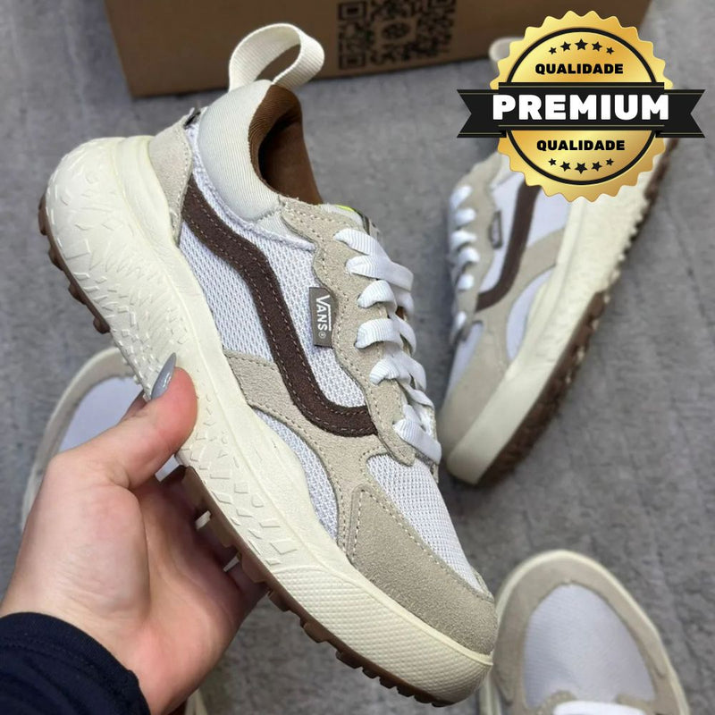 Tênis Vans Ultrarange Bege com Marrom - Premium