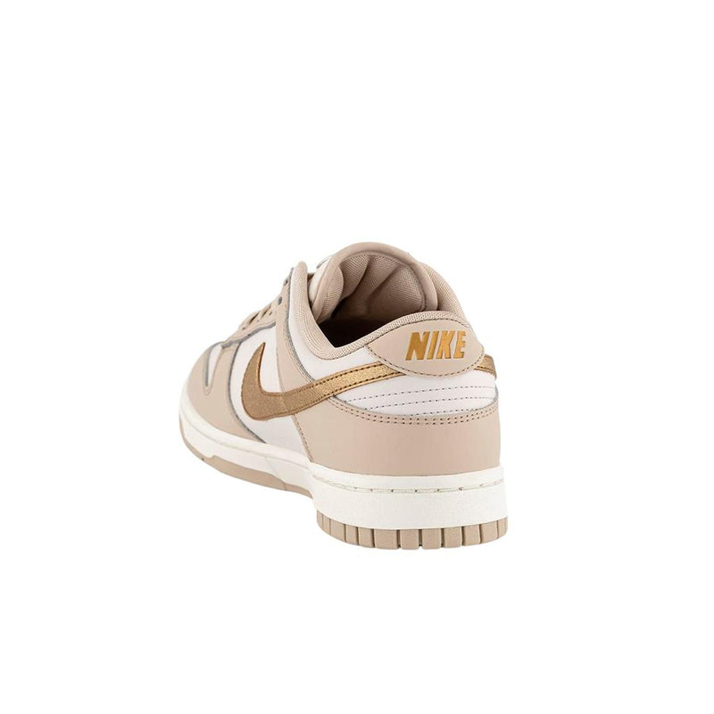 Tênis SB Dunk Gold Swoosh